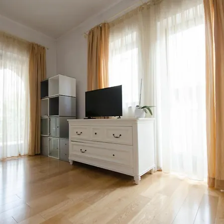 Moderna Cismigiu Park * Bucharest