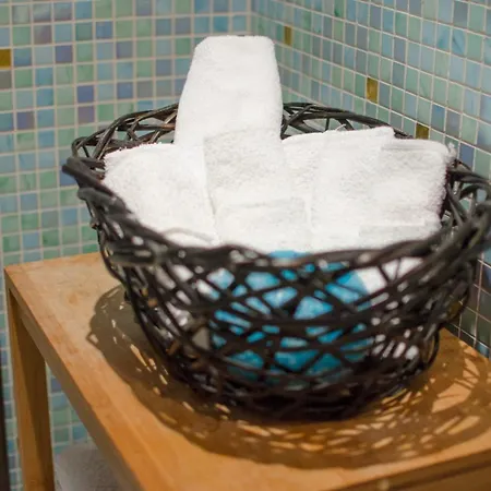 Moderna Cismigiu Park *