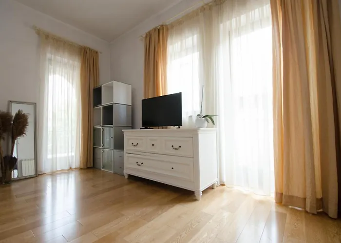 Moderna Cismigiu Park * 부쿠레슈티